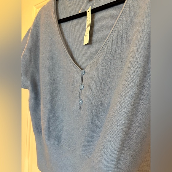 J.Crew Featherweight V Neck Cashmere Tee Shirt, size L, NWT - Picture 4 of 6